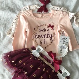NWT *bundle* Newborn onesies with matching tutus!
